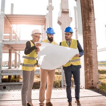 Een stijlvolle villa ontwerpen die perfect past bij je huis bouwen plannen